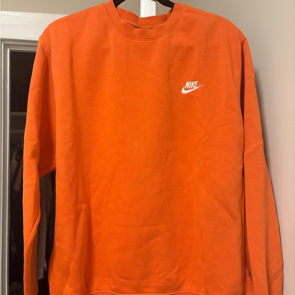 Nike Men's Orange sweatshirt